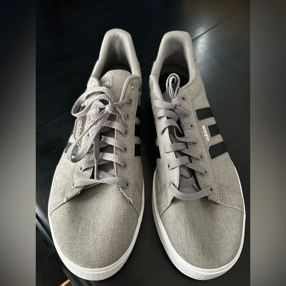 MEN'S ADIDAS DAILY 3.0 SNEAKERS